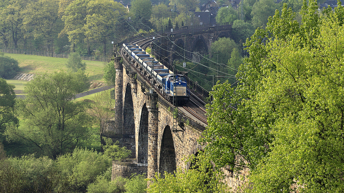 Der Ruhrviadukt stellt eine technische Spezialität und Meisterleistung der Ingenieurbaukunst dar