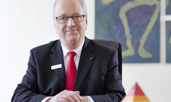 Ulrich Heinemann, Vorsitzender des Vorstands der Sparkasse Witten
